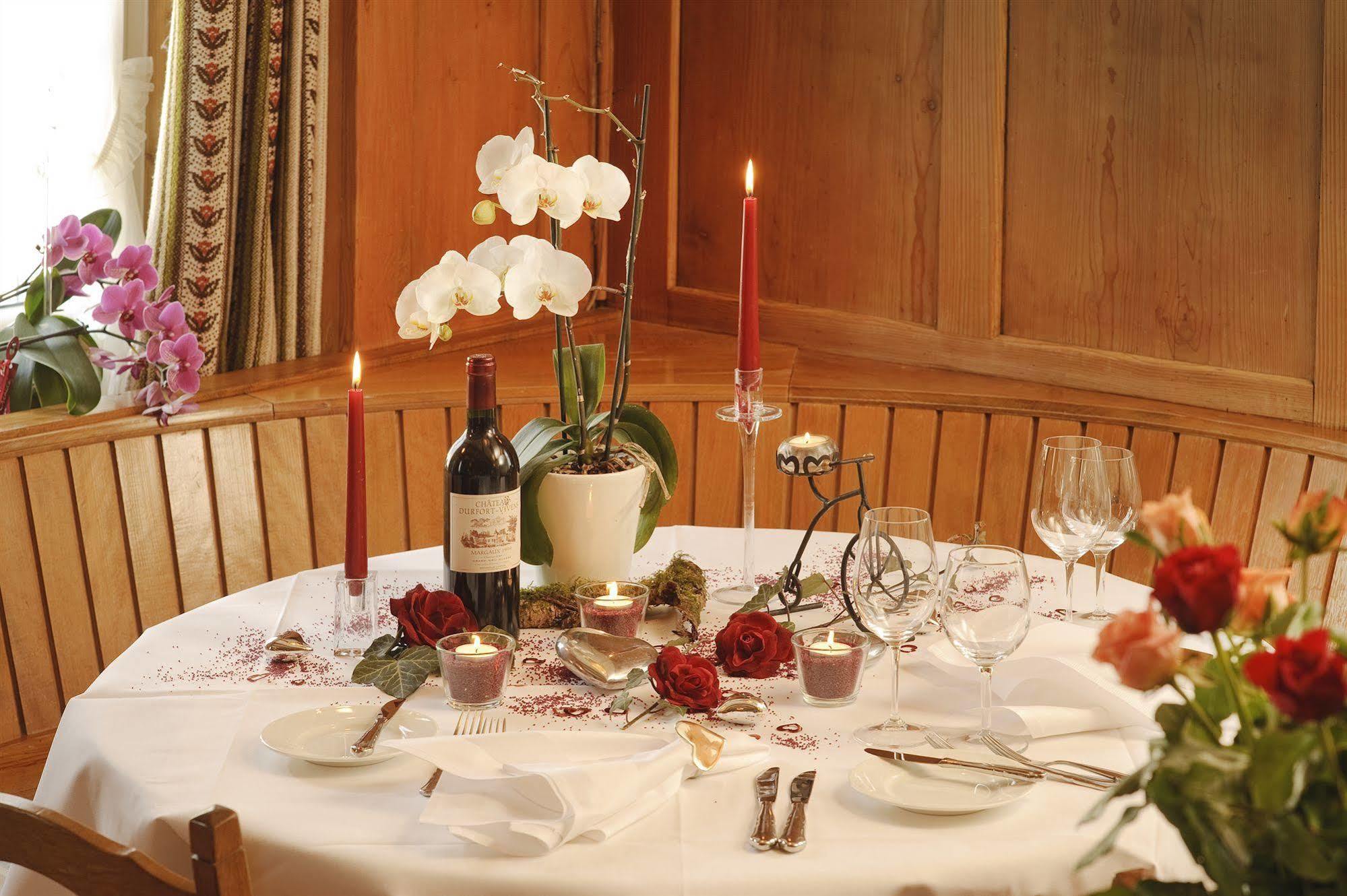 Hotel Landgasthof Hirschen Ramsen Restoran gambar